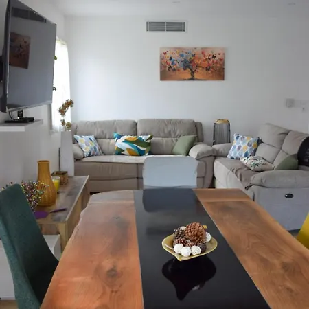 Maison *